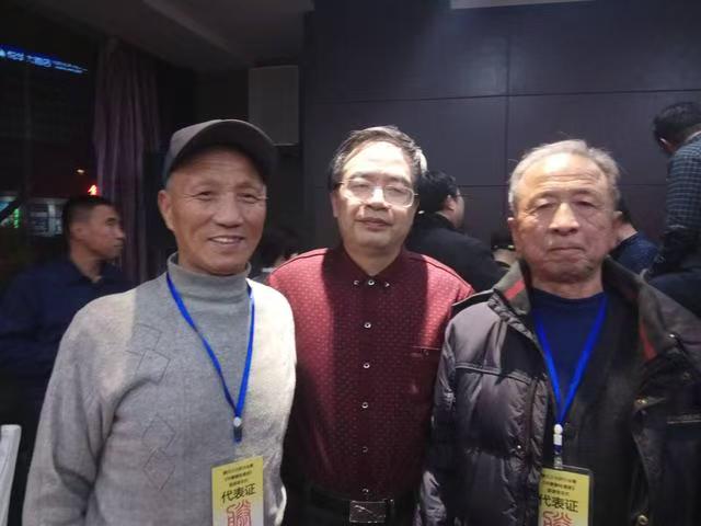 勇挑宗谱重担，滕荣康总编功耀滕氏
